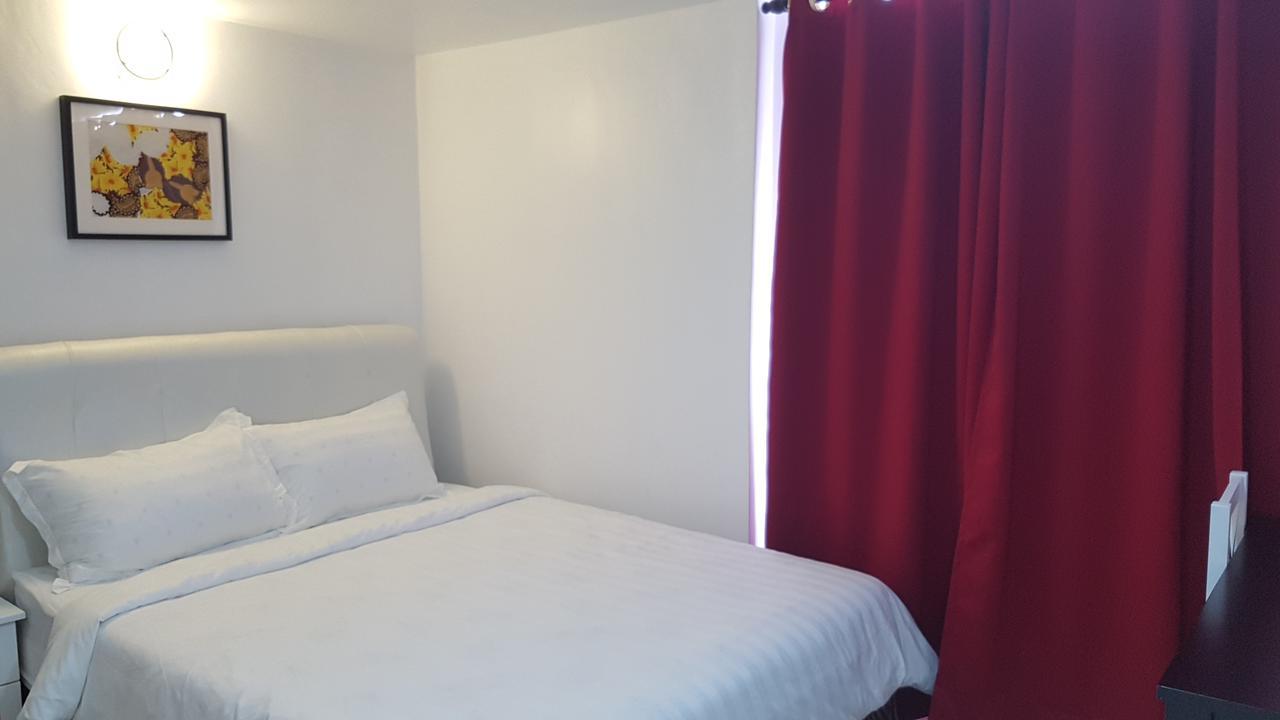 S Rose Hotel Sepang Esterno foto