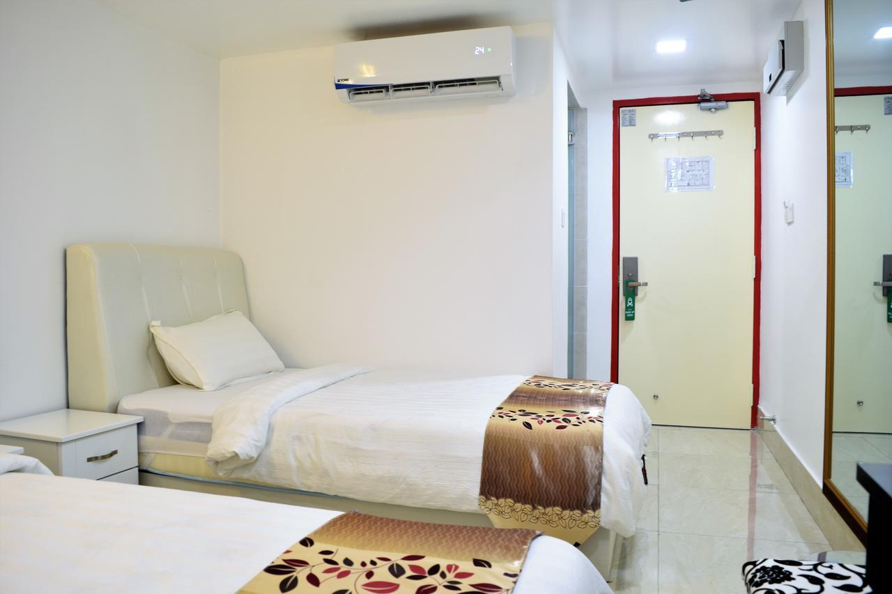 S Rose Hotel Sepang Esterno foto