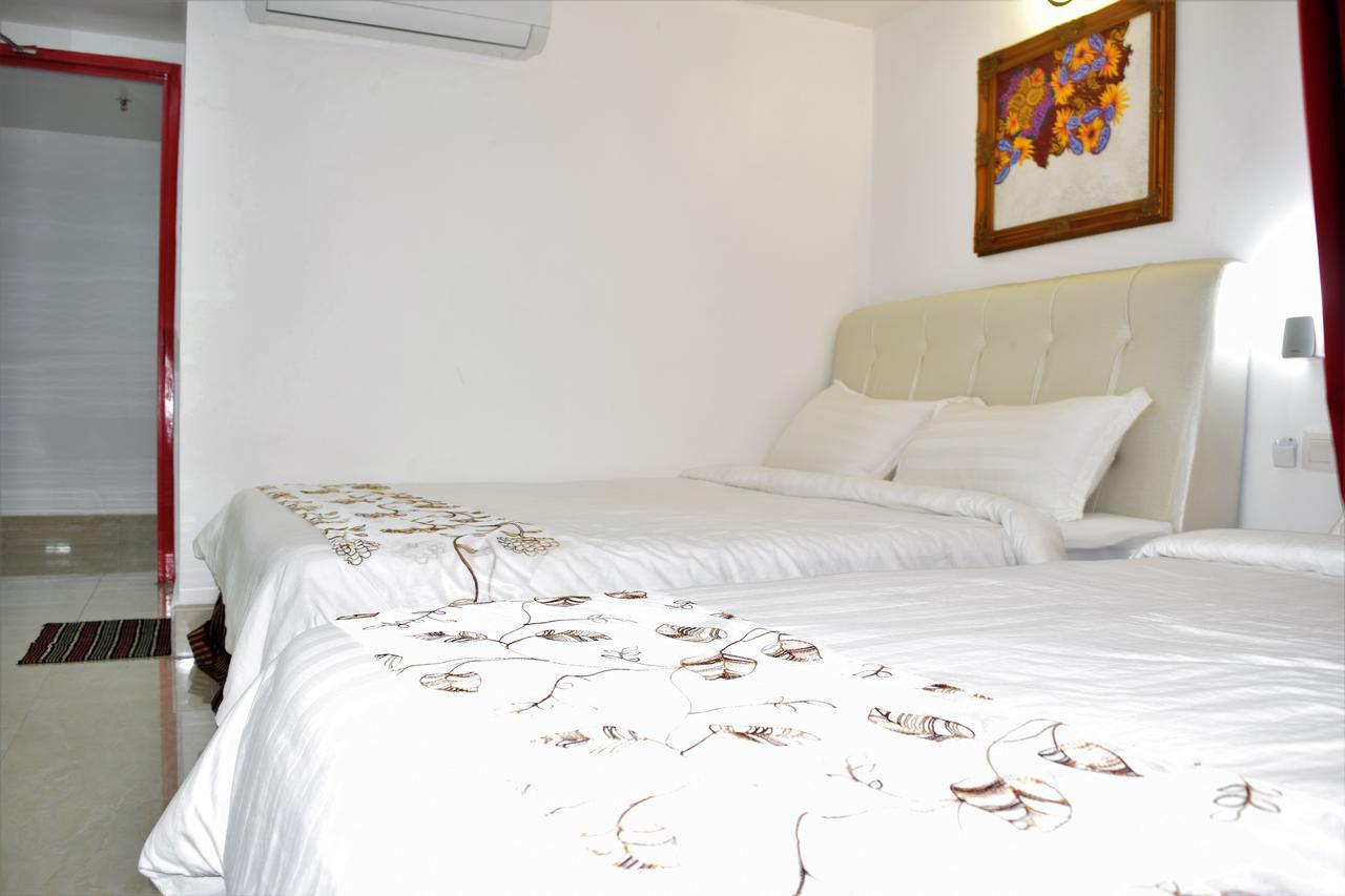 S Rose Hotel Sepang Esterno foto